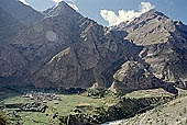 The road from Leh to Manali 